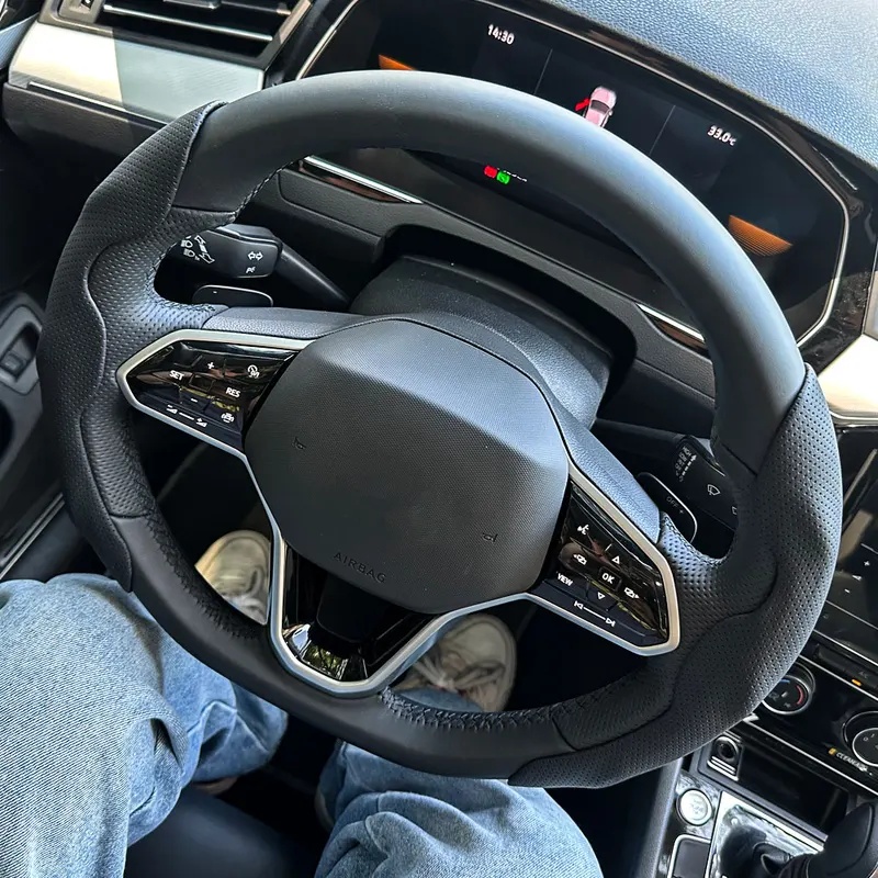 2 pezzi, coprivolante universa - Car Steering Wheel Cover Anti Slip Breathable recensione e prezzo